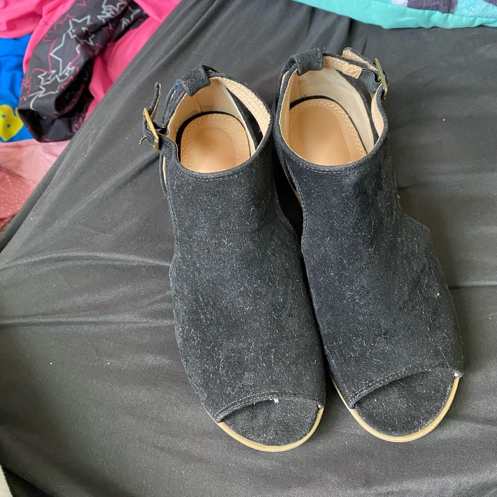 Wedge sandals